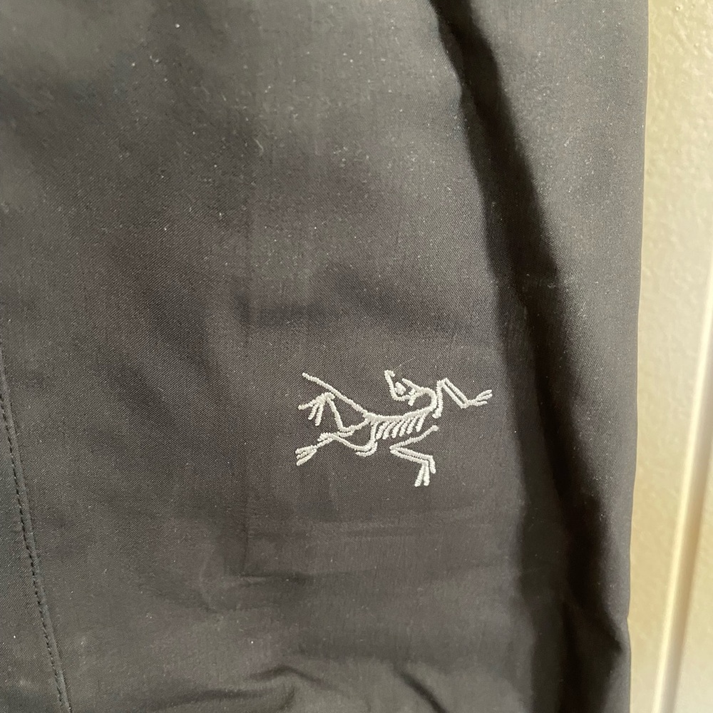 Arcteryx GoreTex CMH HeliSki Ski/snowboard bib- guide model.
